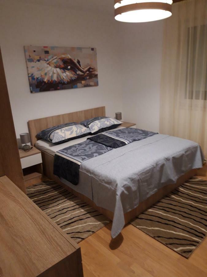 Apartman Centros Осиек Экстерьер фото